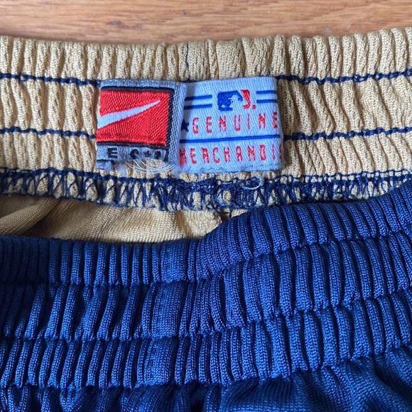 Milwaukee Brewers Nike set - Picture 5 of 5